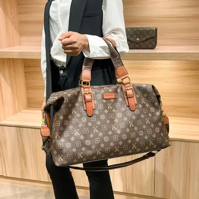 Zipper Closure for Daily Outings Travel